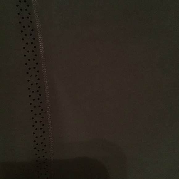 NWOT Lululemon Black Hit It Jacket - Picture 6 of 6